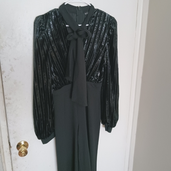 Long black jumpsuit by Valentine - Picture 3 of 3